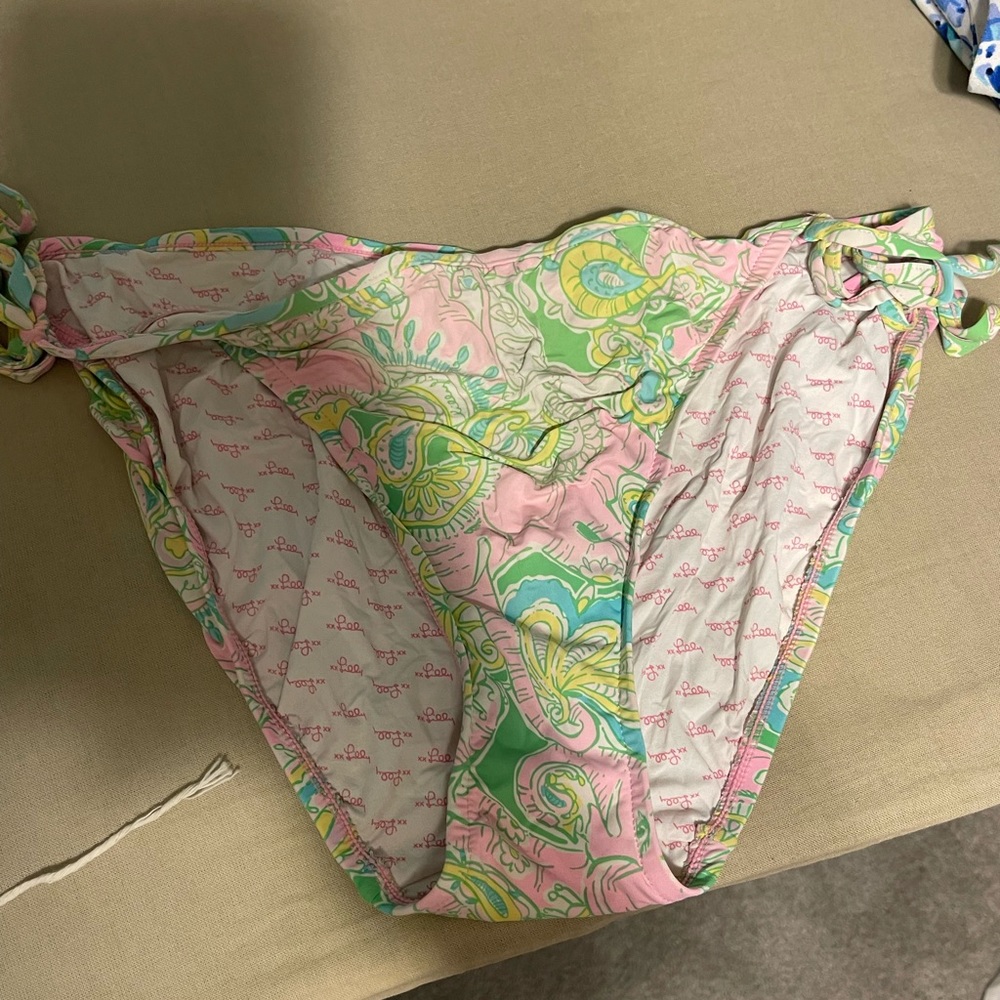 Lilly Pulitzer bikini bottoms large